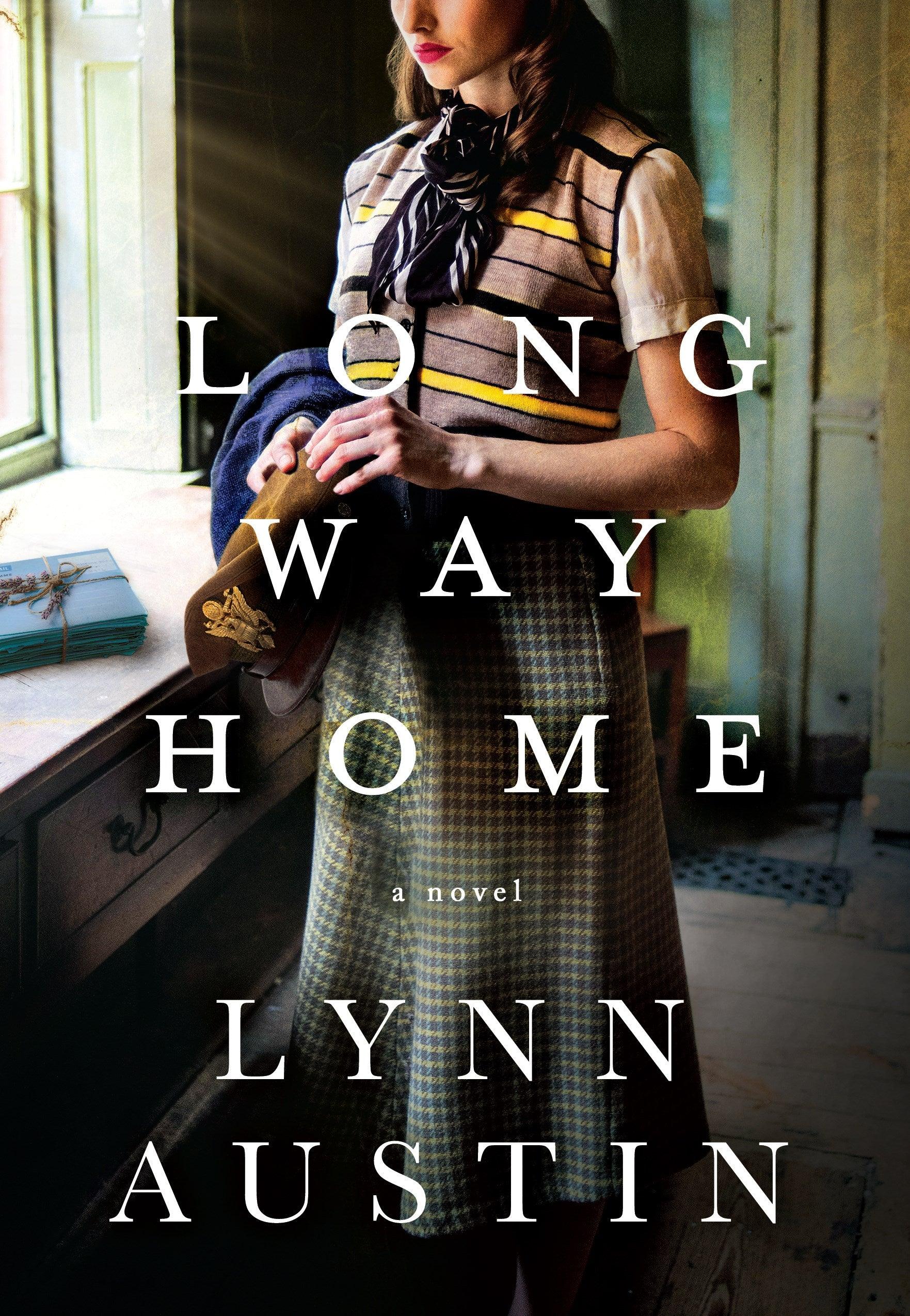 Productafbeelding: voorkant van Long Way Home-Softcover