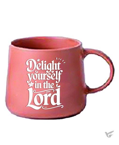 Productafbeelding: voorkant van Stoneware mug Delight yourself peach