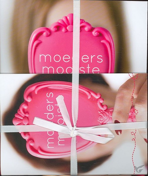Productafbeelding: voorkant van Moeders mooiste