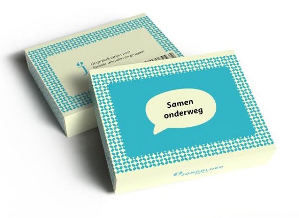 Productafbeelding: voorkant van Samen onderweg gesprekskaarten