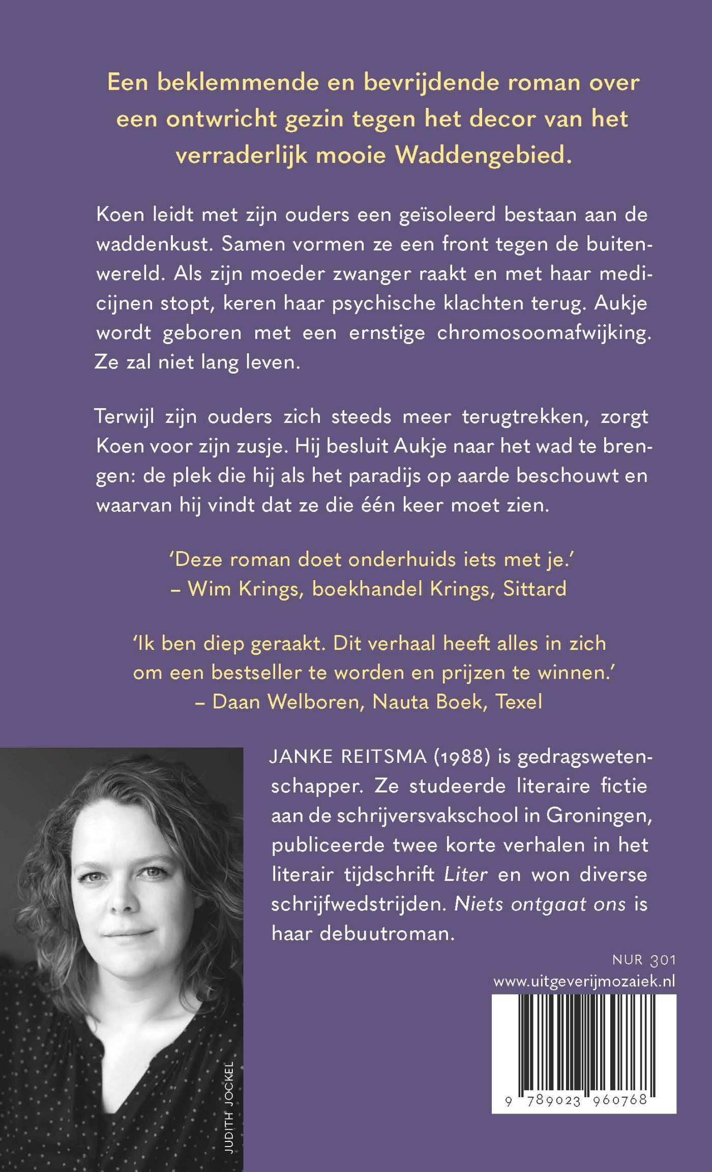 Productafbeelding: achterkant van Niets ontgaat ons