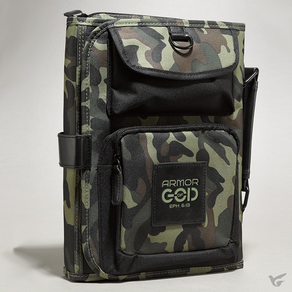 Productafbeelding: voorkant van Armor of God - Tri-Fold - Camo