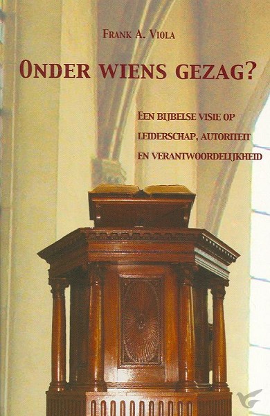 Productafbeelding: voorkant van Onder wiens gezag